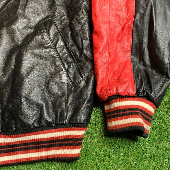 Vintage Detroit Red Wings Leather Jacket - Picture 7 of 7